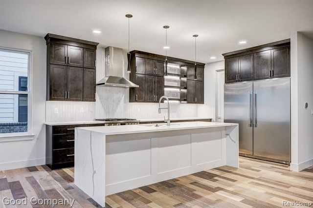 812 Irving Avenue, Royal Oak, MI 48067