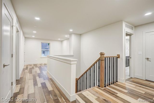 812 Irving Avenue, Royal Oak, MI 48067
