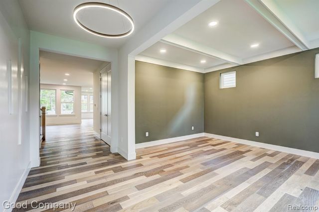 812 Irving Avenue, Royal Oak, MI 48067
