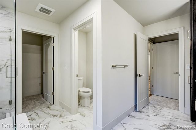 812 Irving Avenue, Royal Oak, MI 48067