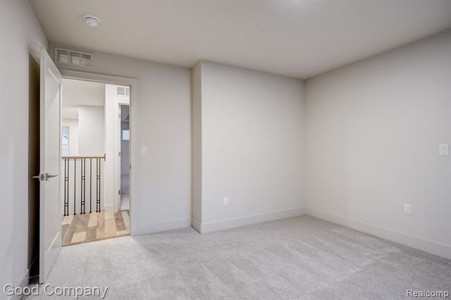 812 Irving Avenue, Royal Oak, MI 48067