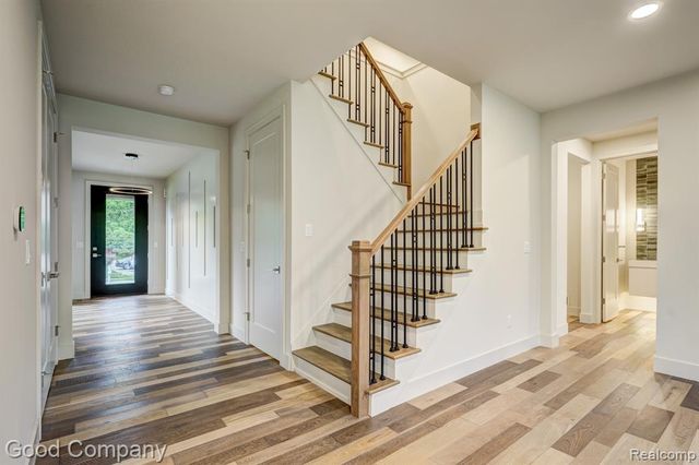 812 Irving Avenue, Royal Oak, MI 48067