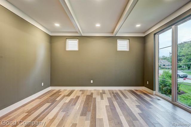 812 Irving Avenue, Royal Oak, MI 48067