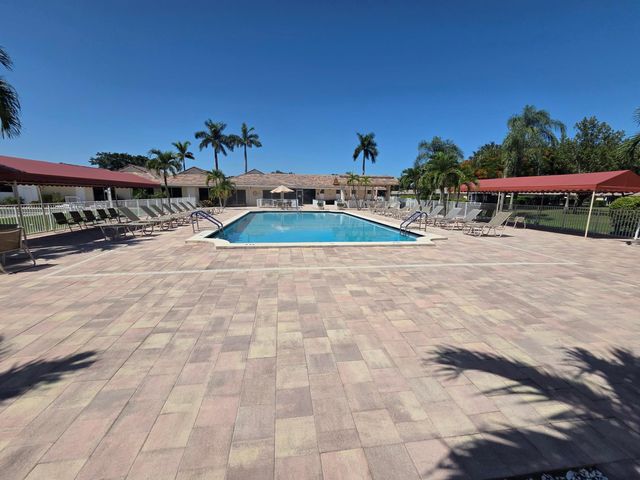 8590 CHEVY CHASE Drive 130, Boca Raton, FL 33433