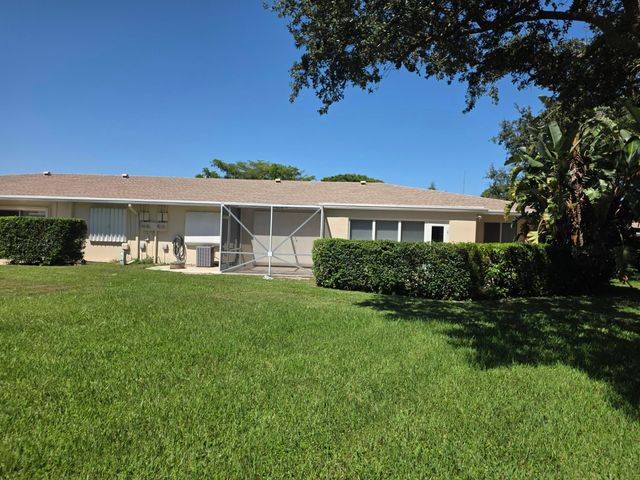 8590 CHEVY CHASE Drive 130, Boca Raton, FL 33433