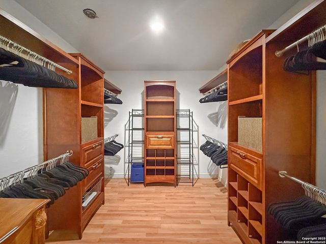 7103 Autumn Park, San Antonio, TX 78249