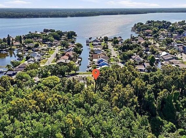 10 FRESHWATER DRIVE, Palm Harbor, FL 34684
