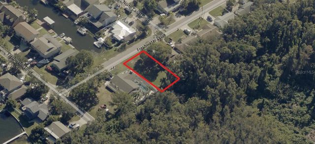 10 FRESHWATER DRIVE, Palm Harbor, FL 34684