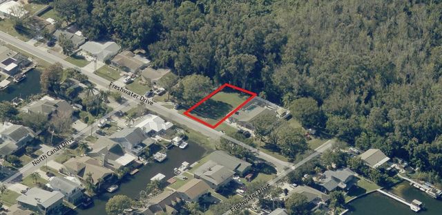 10 FRESHWATER DRIVE, Palm Harbor, FL 34684