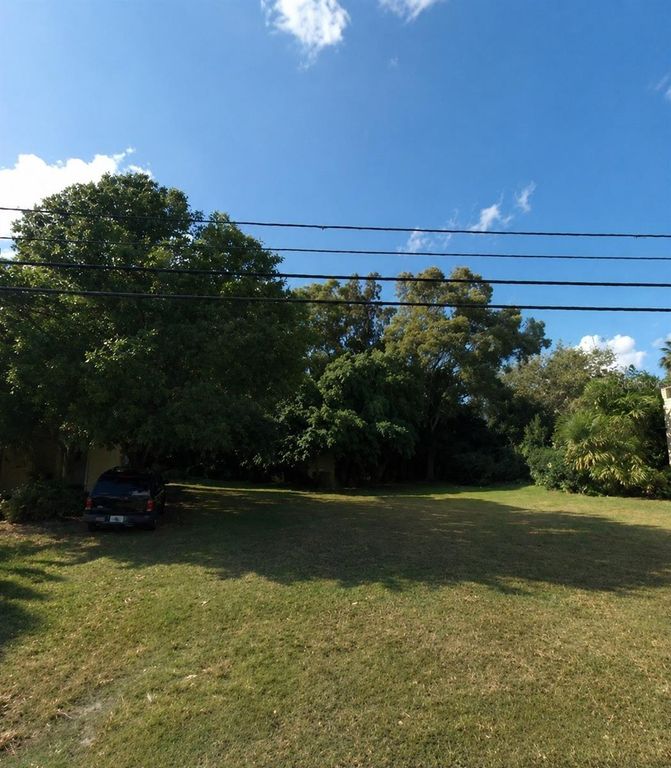 10 FRESHWATER DRIVE, Palm Harbor, FL 34684