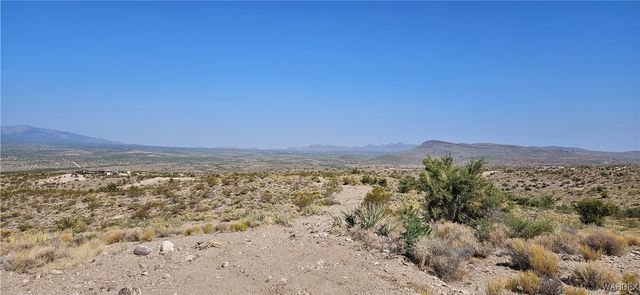 13995 E Knight Creek Road, Kingman, AZ 86401