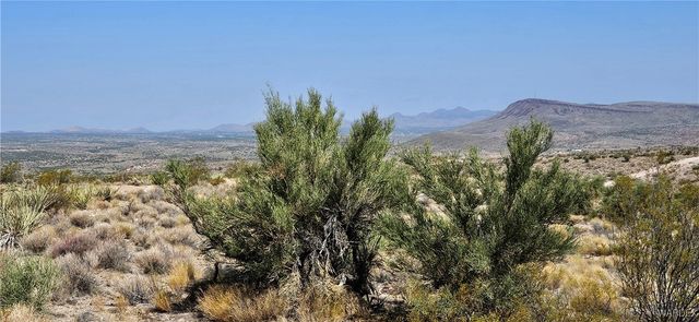 13995 E Knight Creek Road, Kingman, AZ 86401