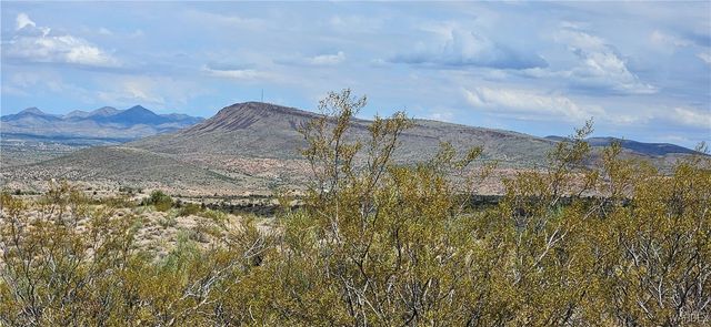13995 E Knight Creek Road, Kingman, AZ 86401