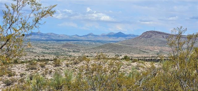 13995 E Knight Creek Road, Kingman, AZ 86401