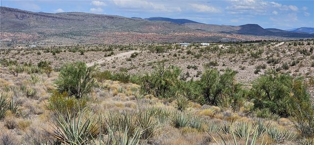 13995 E Knight Creek Road, Kingman, AZ 86401