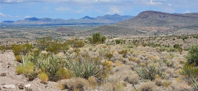 13995 E Knight Creek Road, Kingman, AZ 86401