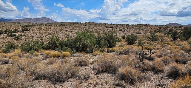 13995 E Knight Creek Road, Kingman, AZ 86401