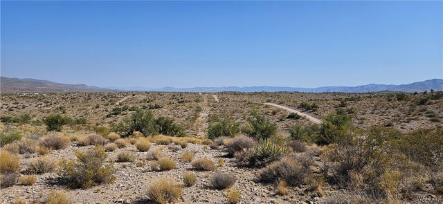 13995 E Knight Creek Road, Kingman, AZ 86401