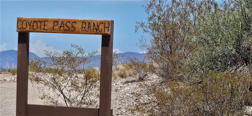 13995 E Knight Creek Road, Kingman, AZ 86401