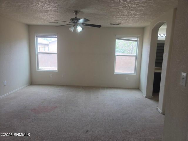 2114 Windsor Place, Las Cruces, NM 88005