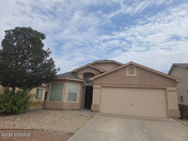 2114 Windsor Place, Las Cruces, NM 88005