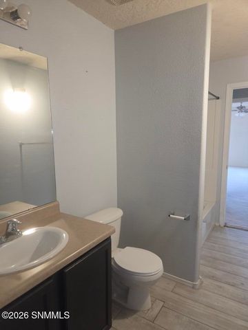 2114 Windsor Place, Las Cruces, NM 88005