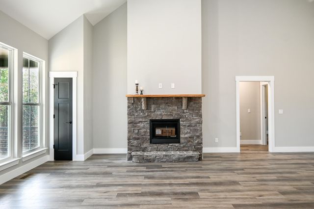 531 Horns Creek Road, Old Fort, TN 37362