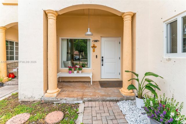 13257 SW 142nd Ter, Miami, FL 33186
