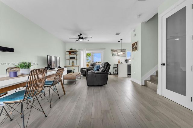 13257 SW 142nd Ter, Miami, FL 33186
