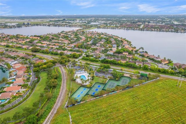 13257 SW 142nd Ter, Miami, FL 33186