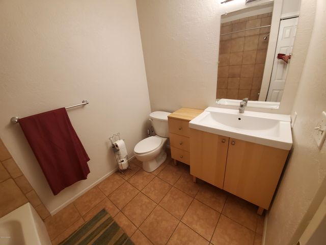 2121 N Columbus Boulevard, Tucson, AZ 85712