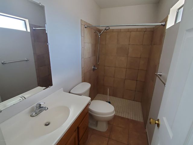 2121 N Columbus Boulevard, Tucson, AZ 85712