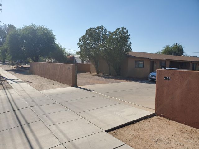 2121 N Columbus Boulevard, Tucson, AZ 85712