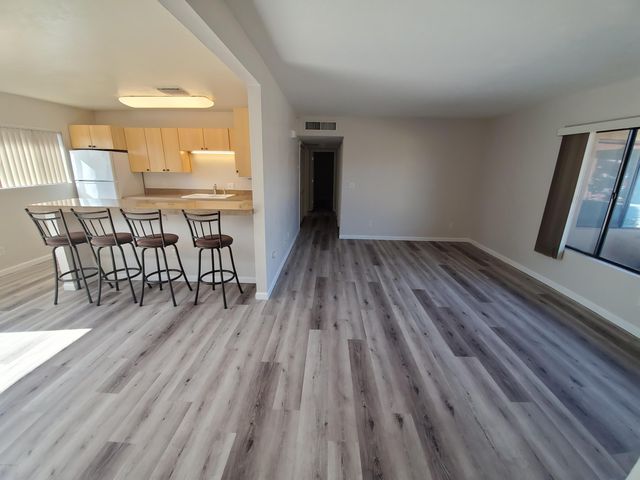 2121 N Columbus Boulevard, Tucson, AZ 85712