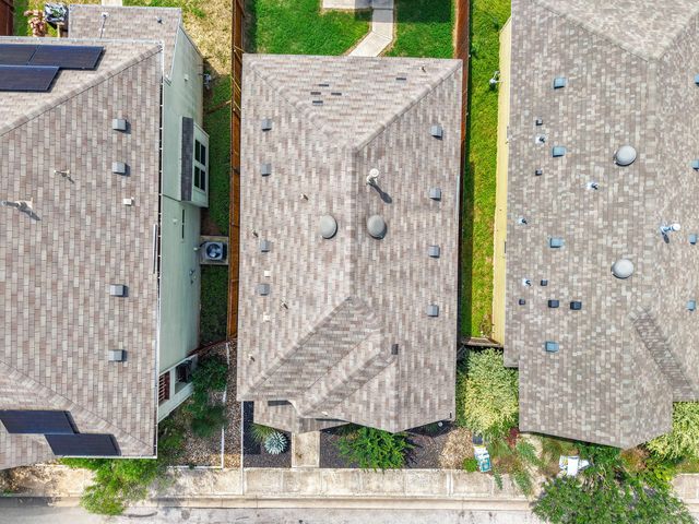 4520 Graceful LN 489, Austin, TX 78725