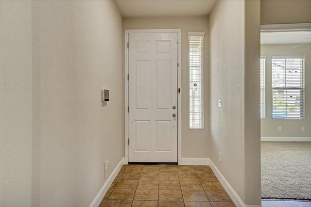 4509 Blossom Ranch Dr, Elk Grove, CA 95757