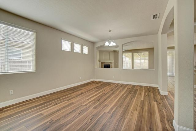 4509 Blossom Ranch Dr, Elk Grove, CA 95757