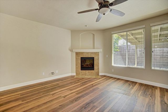 4509 Blossom Ranch Dr, Elk Grove, CA 95757