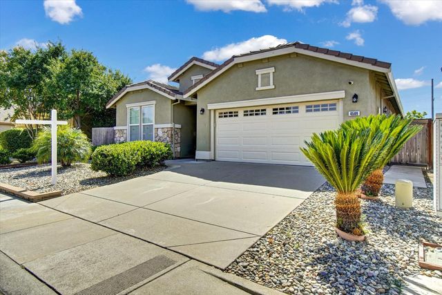 4509 Blossom Ranch Dr, Elk Grove, CA 95757
