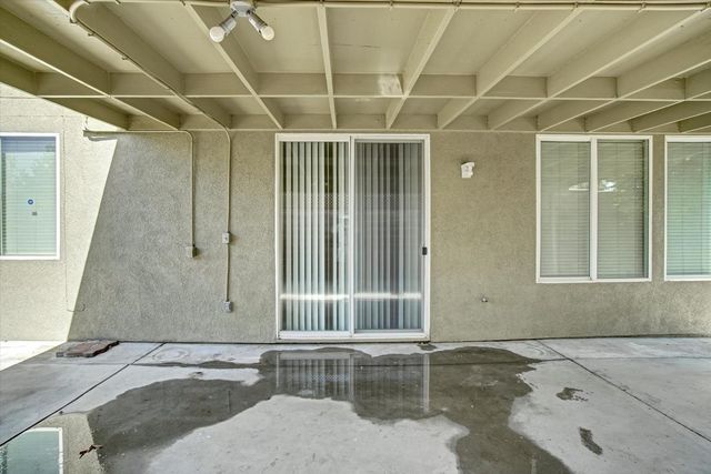 4509 Blossom Ranch Dr, Elk Grove, CA 95757