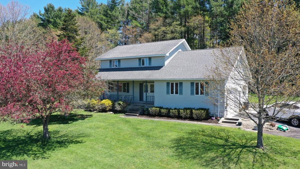 723 KINGS, Oakland, MD 21550