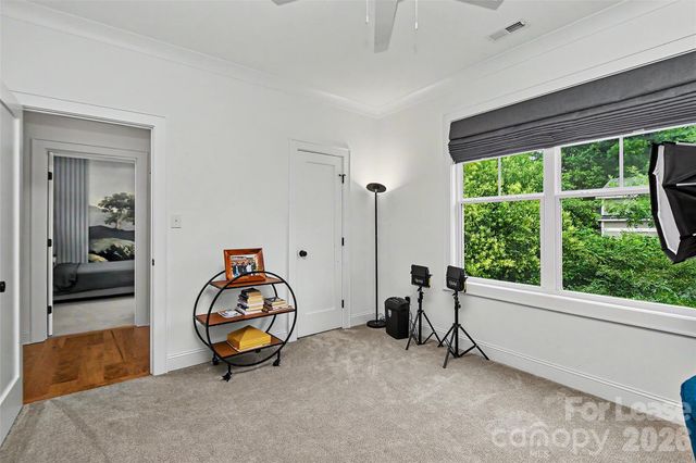 221 S Gardner Avenue, Charlotte, NC 28208