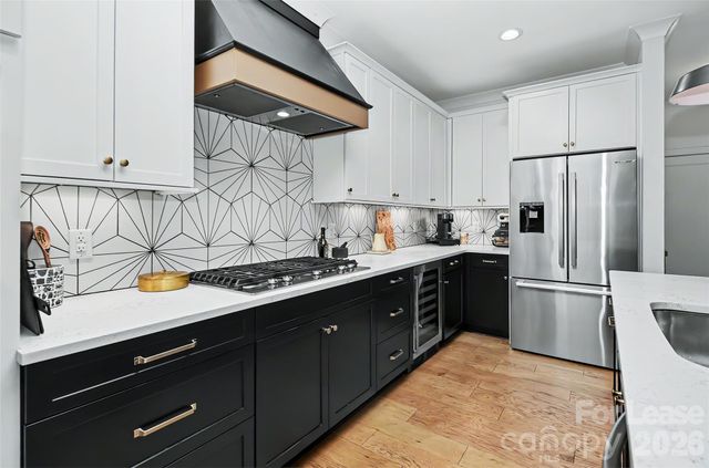 221 S Gardner Avenue, Charlotte, NC 28208