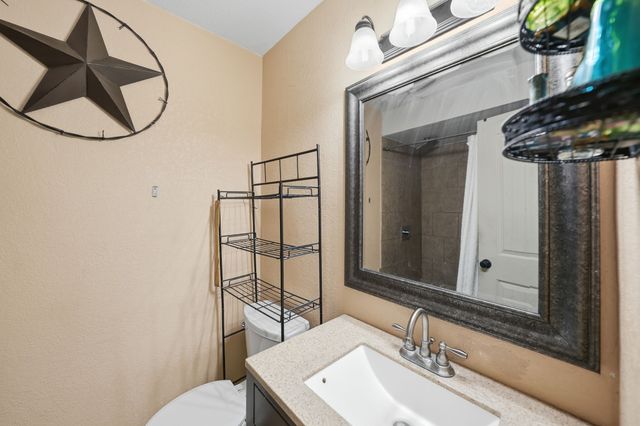 520 Thompson Drive, Saginaw, TX 76179