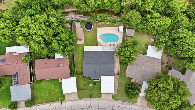 520 Thompson Drive, Saginaw, TX 76179