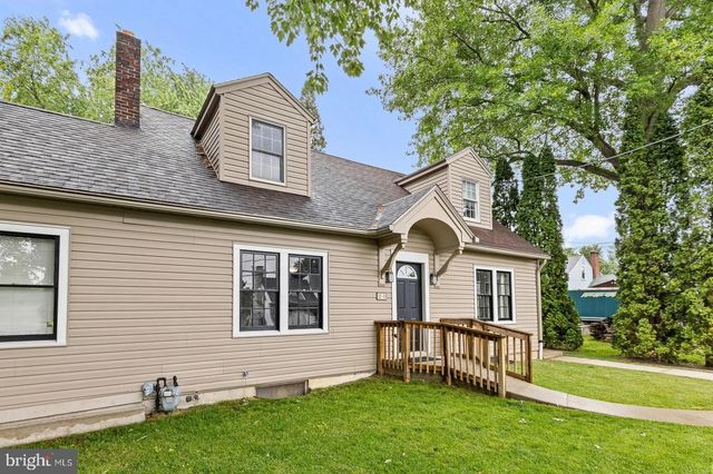 20 CLAYTON AVE, Lancaster, PA 17602