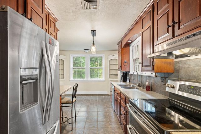 20 CLAYTON AVE, Lancaster, PA 17602