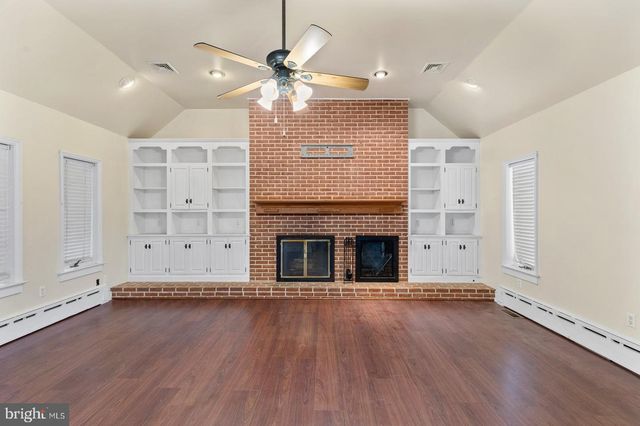 20 CLAYTON AVE, Lancaster, PA 17602