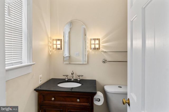 20 CLAYTON AVE, Lancaster, PA 17602