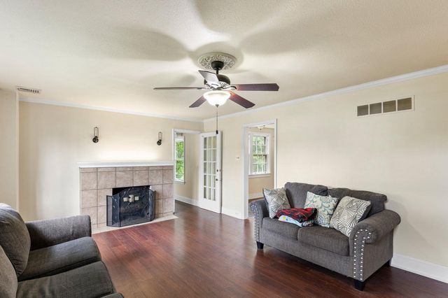 20 CLAYTON AVE, Lancaster, PA 17602